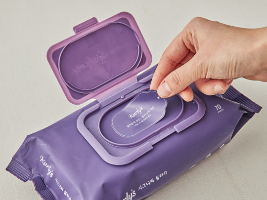 마켓컬리의 컬리스 물티슈. 컬리 제공